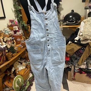 Forever 21 Light Denim Overslls